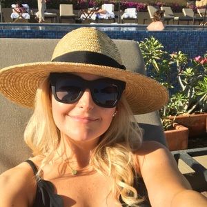 Meet your Posher, Brianna